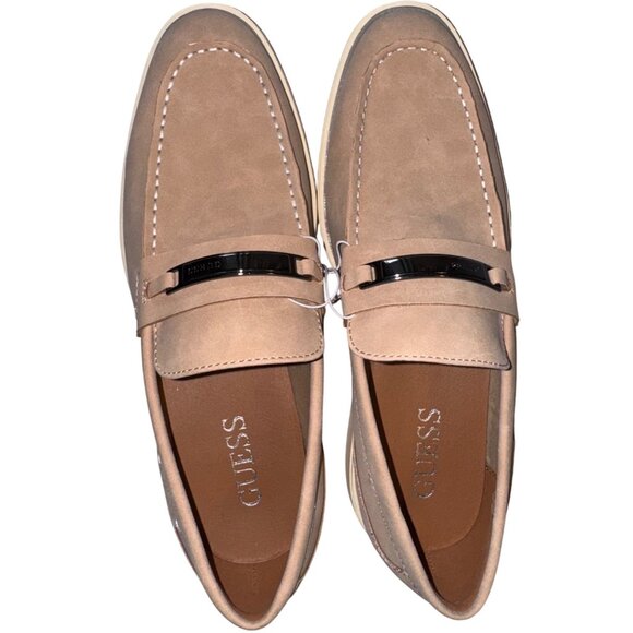 Mens  Size 9.5 Guess Tan Loafers Slip On Metal Buckle Accent & Textured Sole - Picture 2 of 6